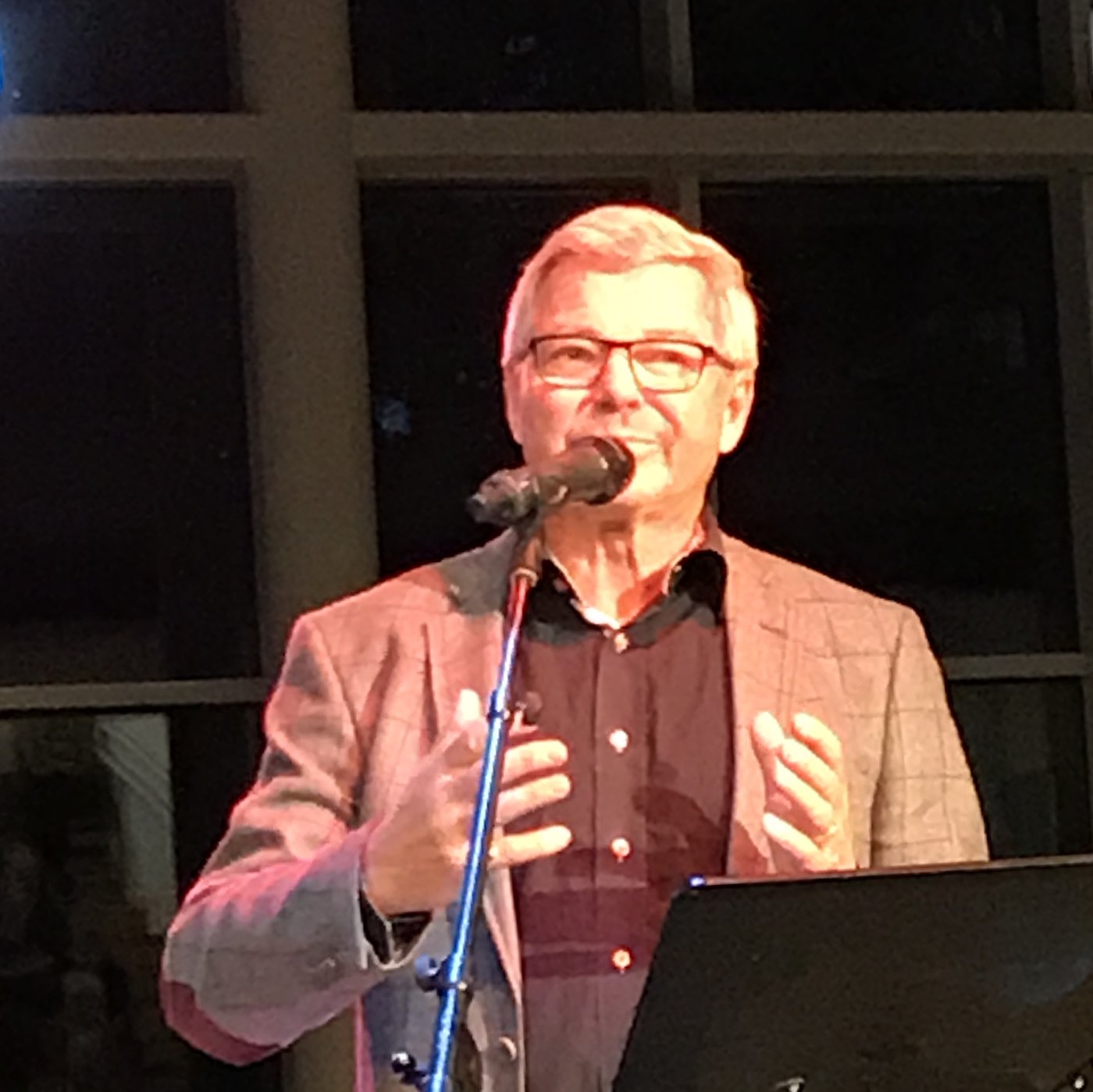 Kjell Magne Bondevik under markeringen av Verdensdagen for psykisk helse 2019 i Lillesand 